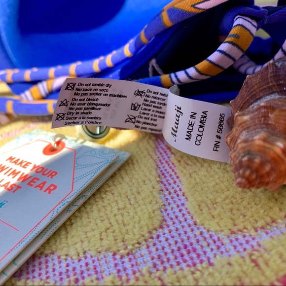 Maaji Floral Hidden Lagoon Underwire Bikini Top XL - Picture 8 of 8